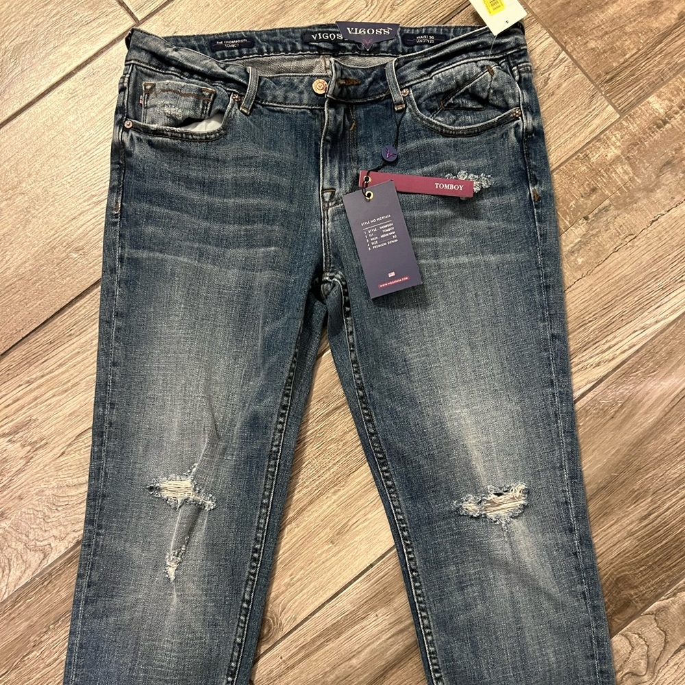NWT Vigoss crop Jeans